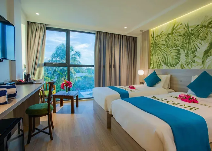 Beach Hotel Guraidhoo
